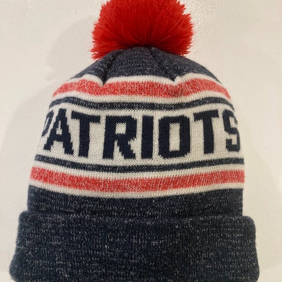 New England Patriots New Era Cuffed Knit Hat with Pom - Picture 3 of 7